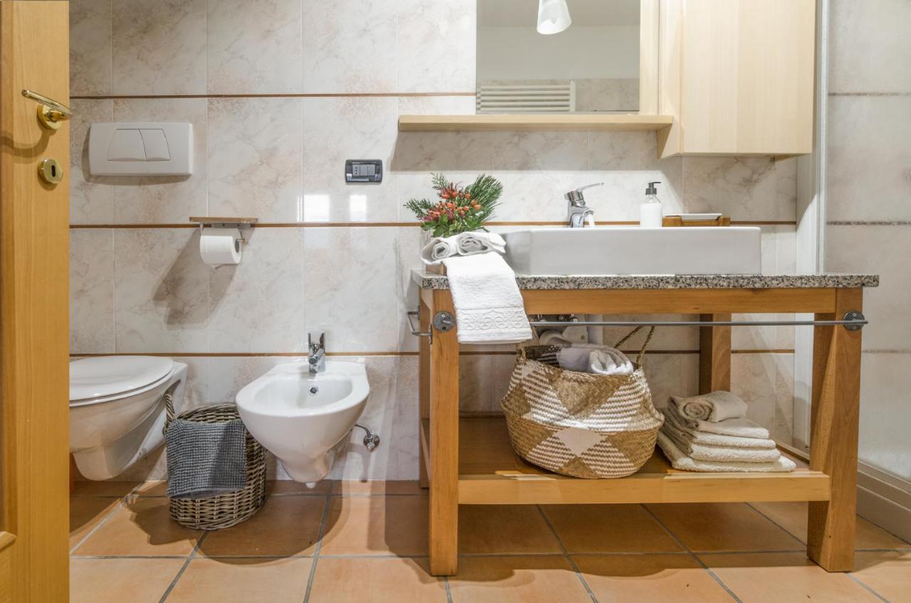 Villa Recla Ronzone Bagian luar foto